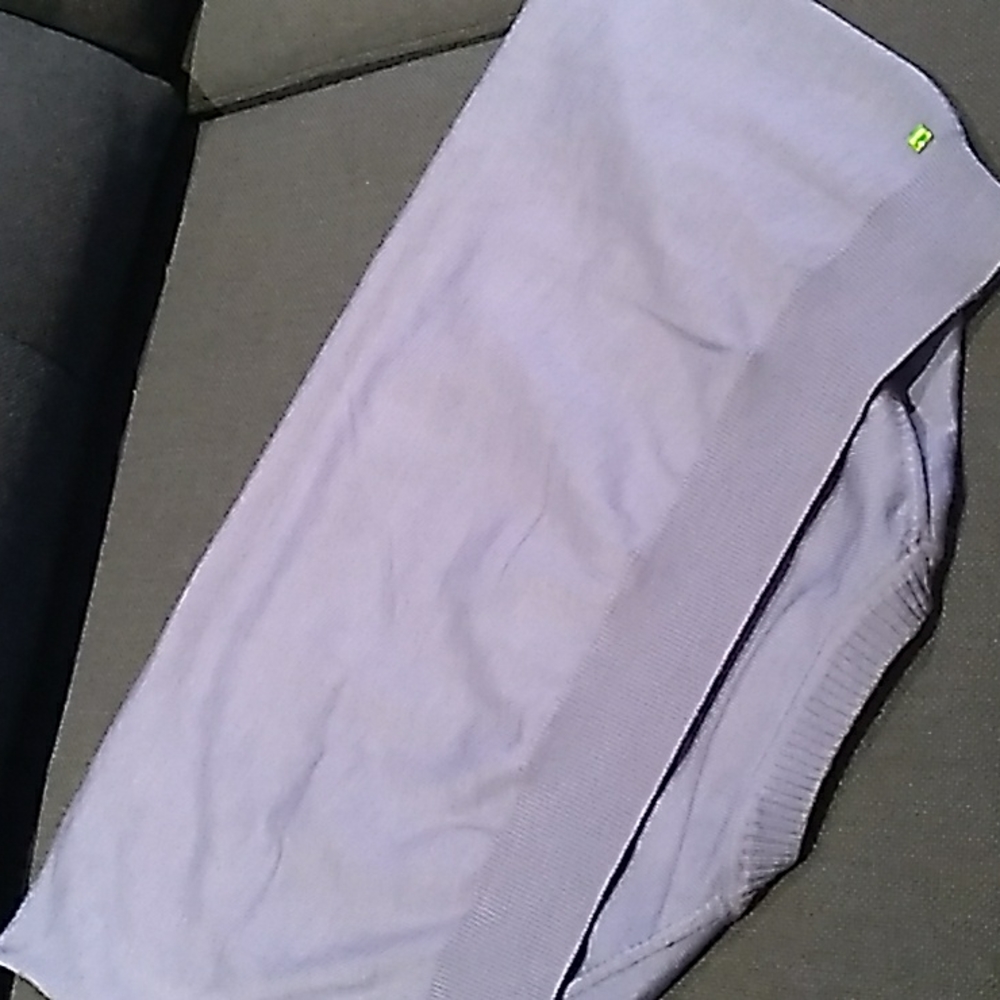 Hugo Boss wool vest - Picture 7 of 12